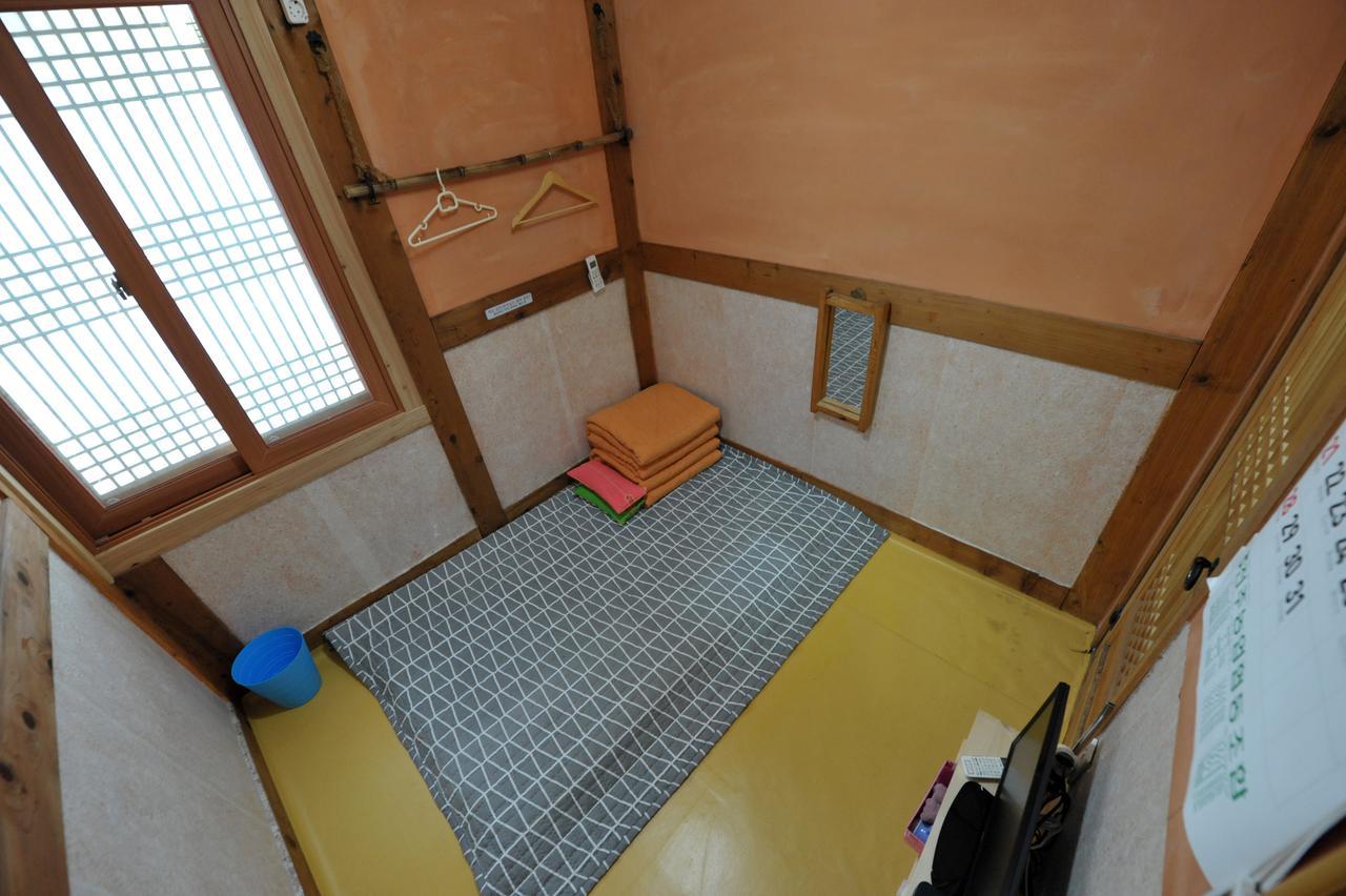 Pinetree View Hanok Guesthouse Jeonju Extérieur photo