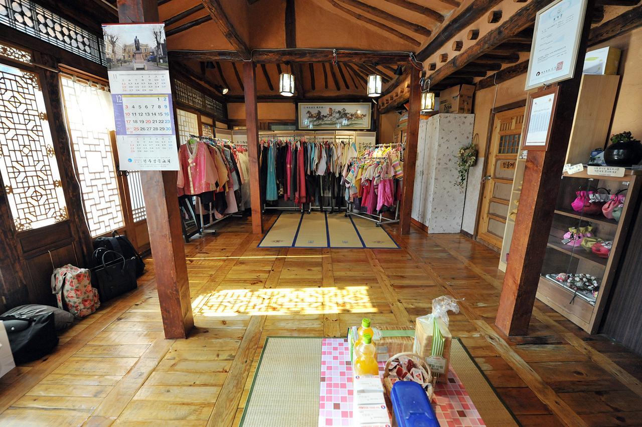 Pinetree View Hanok Guesthouse Jeonju Extérieur photo